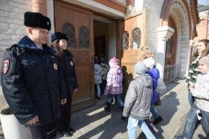 Работа полиции по охране правопорядка в Государственной Третьяковской галерее