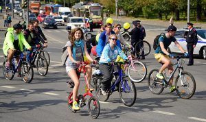 Горожане совершили более 400 тысяч поездок на велосипедах с начала велосезона