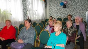 Волонтер Александр Постников обсудил с жителями трудные ситуации