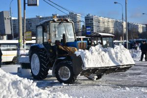 Порядка 19 тысяч машин спецтехники задействуют в случае снегопадов в столице. Фото: "Вечерняя Москва"