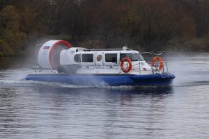 Спасательные катера с видеорегистраторами будут патрулировать Москву-реку этой зимой. Фото: ГОЧСиПБ
