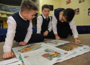 Ученики школы №1234 района Арбат приняли участие в проекте по литературному чтению. Фото: Александр Кожохин, «Вечерняя Москва»