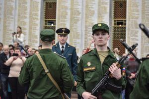 Около 500 военнослужащих Семеновского полка приняли присягу. Фото: Пелагия Замятина, «Вечерняя Москва»