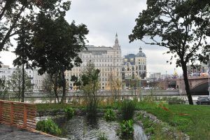 Жителям столицы рассказали о благоустройстве фонтанов и водных площадок в Москве