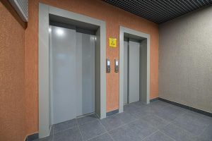 Замену шести скоростных лифтов провели в здании на Новом Арбате. Фото: сайт мэра Москвы