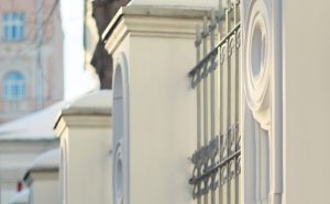Фасады Дома связи оформят конструкциями в белом металлике. Фото: сайт мэра Москвы