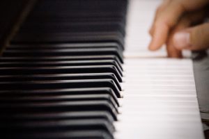 Юбилейный мастер-класс пианиста Андрея Диева пройдет в музее Скрябина. Фото: pixabay.com