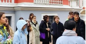 Ученики школы №1234 посетили с образовательной экскурсией Калугу. Фото с официальной страницы школы №1234 в социальных сетях