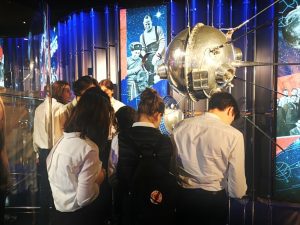 Ученики школы №1231 посетили музей космонавтики. Фото со страницы учебного заведения. 