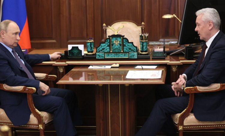 На фото мэр Москвы Сергей Собянин и действующий президент РФ Владимир Путин. Фото: сайт мэра Москвы