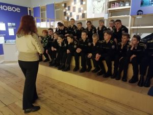Ученики школы №1231 посетили экскурсию «Москва без окраин. Арбат» в Музее Москвы. Фото со страницы образовательного учреждения в социальных сетях