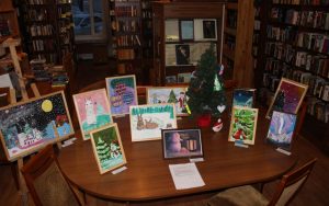 Выставка новогодних рисунков открылась в библиотеке Добролюбова. Фото с сайта ОКЦ ЦАО