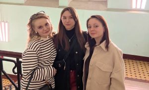 Ученики школы №1231 посетили с экскурсией МГУ. Фото: социальные сети школы №1231