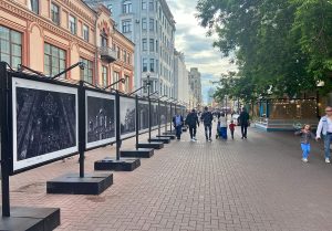 Выставка о фильмах началась в районе. Фото: Анна Быкова, «Вечерняя Москва»