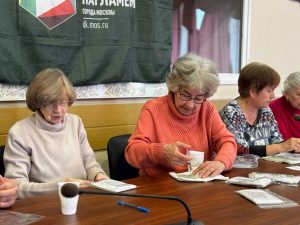 Мастер-класс по изготовлению сухого душа прошел в районе Арбат. Фото: страница управы района Арбат в социальных сетях