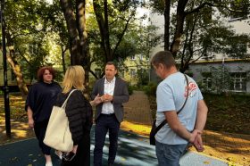Встреча жителей домов состоялась в районе Арбат. Фото: страница управы района Арбат в социальных сетях