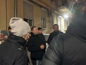 Глава управы района Арбат встретился с жителями дома. Фото: страница Управы района Арбат