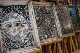 Выставка «Сны о прекрасном» проходит в Доме-музее Марины Цветаевой. Фото: Анна Быкова, «Вечерняя Москва»