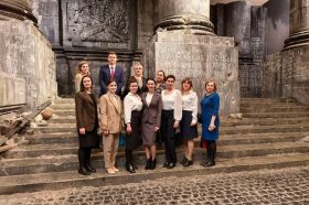 Мировые судьи Москвы почтили память героев Великой Отечественной войны. Фото: пресс-служба департамента по обеспечению деятельности мировых судей города Москвы